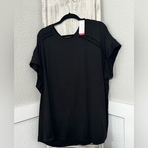 NWT! Livi Active Lane Bryant Short Sleeve with Crochet Detail on Sleeve 22/24